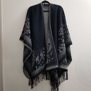 🍁Closet clean out!🍁Indigo Soul wrap